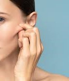 HOW CAN YOU PREVENT SAGGY SKIN?